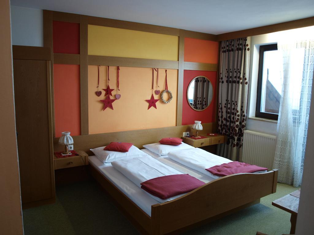 Sportgasthof Lipp Lederwinkel 객실 사진